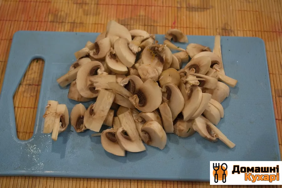 Макарони з грибами в духовці - фото крок 2