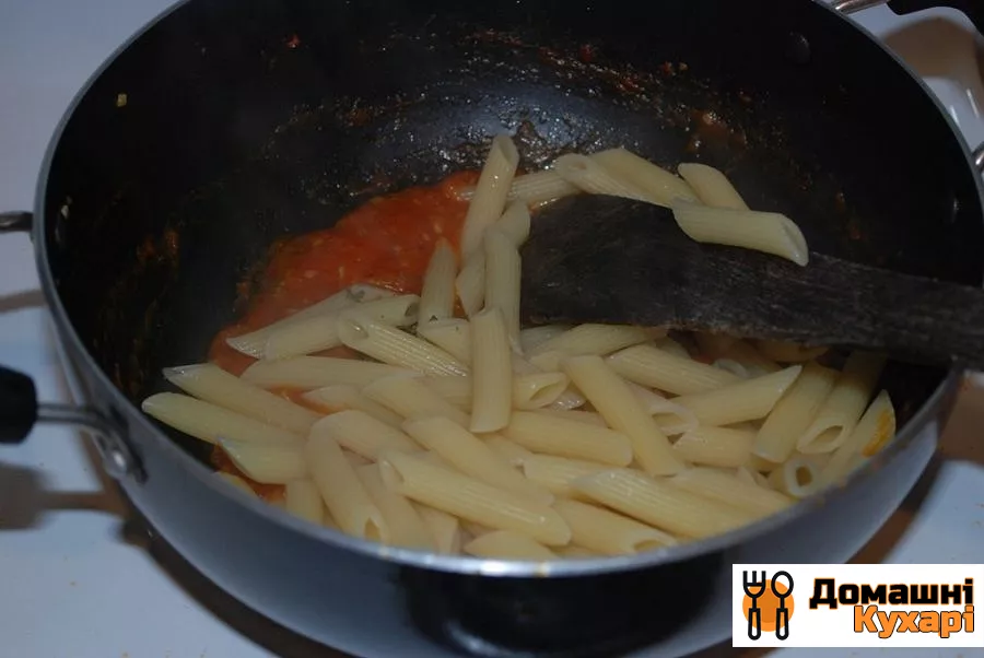 Макарони в томатним соусі - фото крок 3