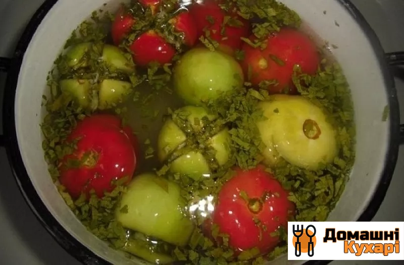 Малосольні помідори по-вірменськи з часником - фото крок 6