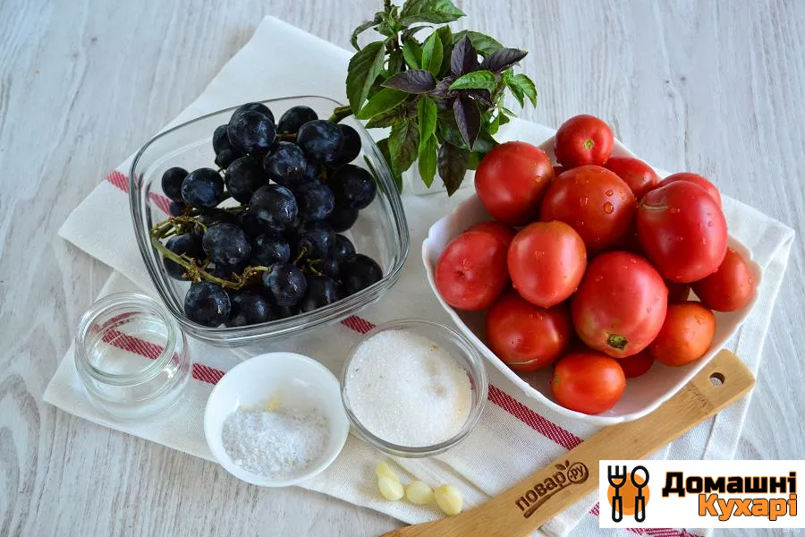 Мариновані помідори з виноградом - фото крок 1